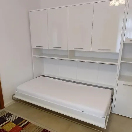 Appartement Kollar Rosa 14 *