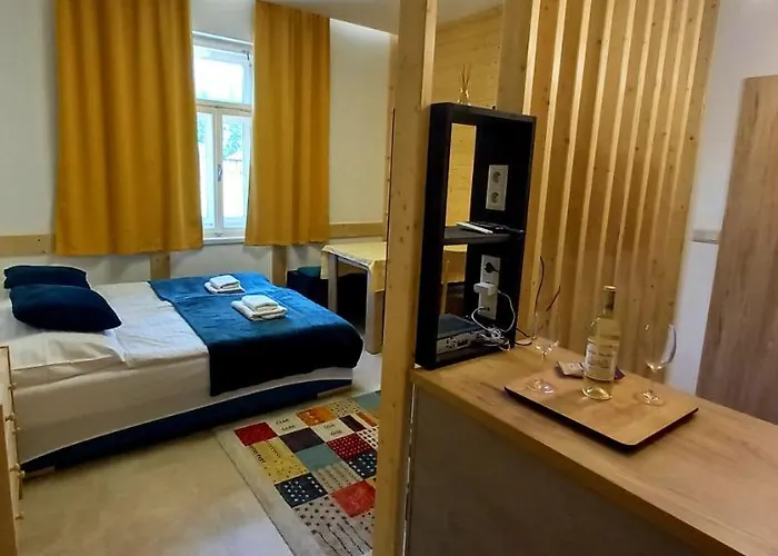 Apartment Kollar Rosa 14 *